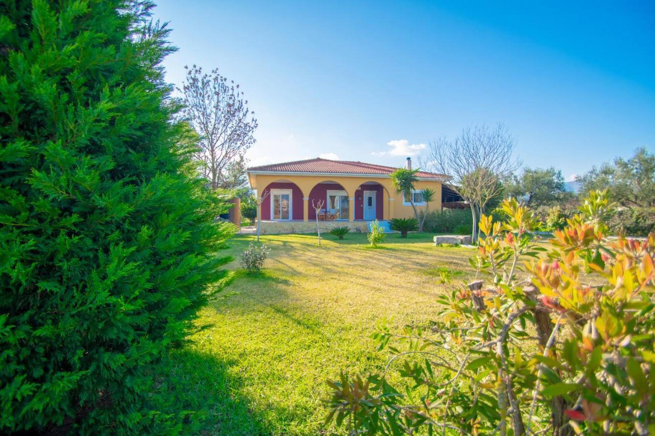 Loukas Farm House Áyios Kírikos Exteriör bild