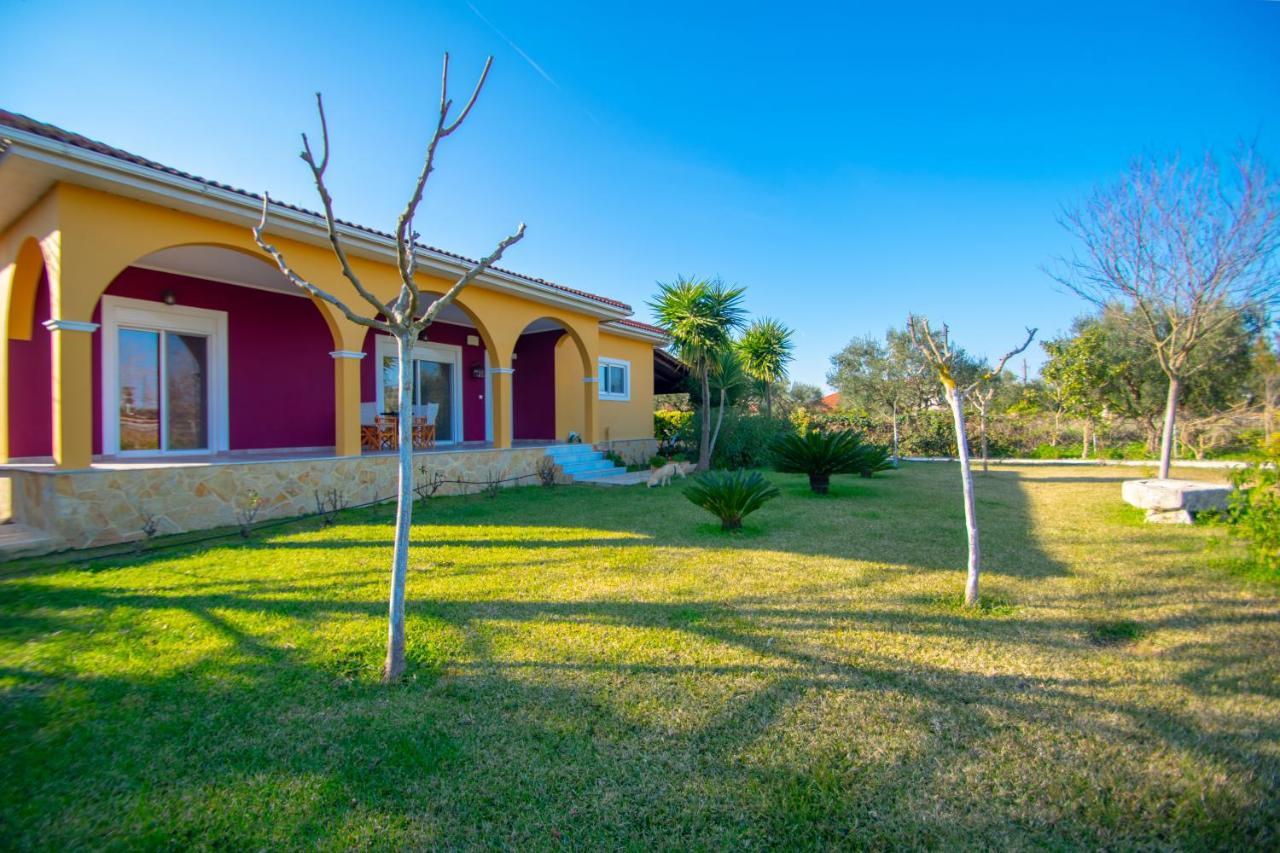 Loukas Farm House Áyios Kírikos Exteriör bild